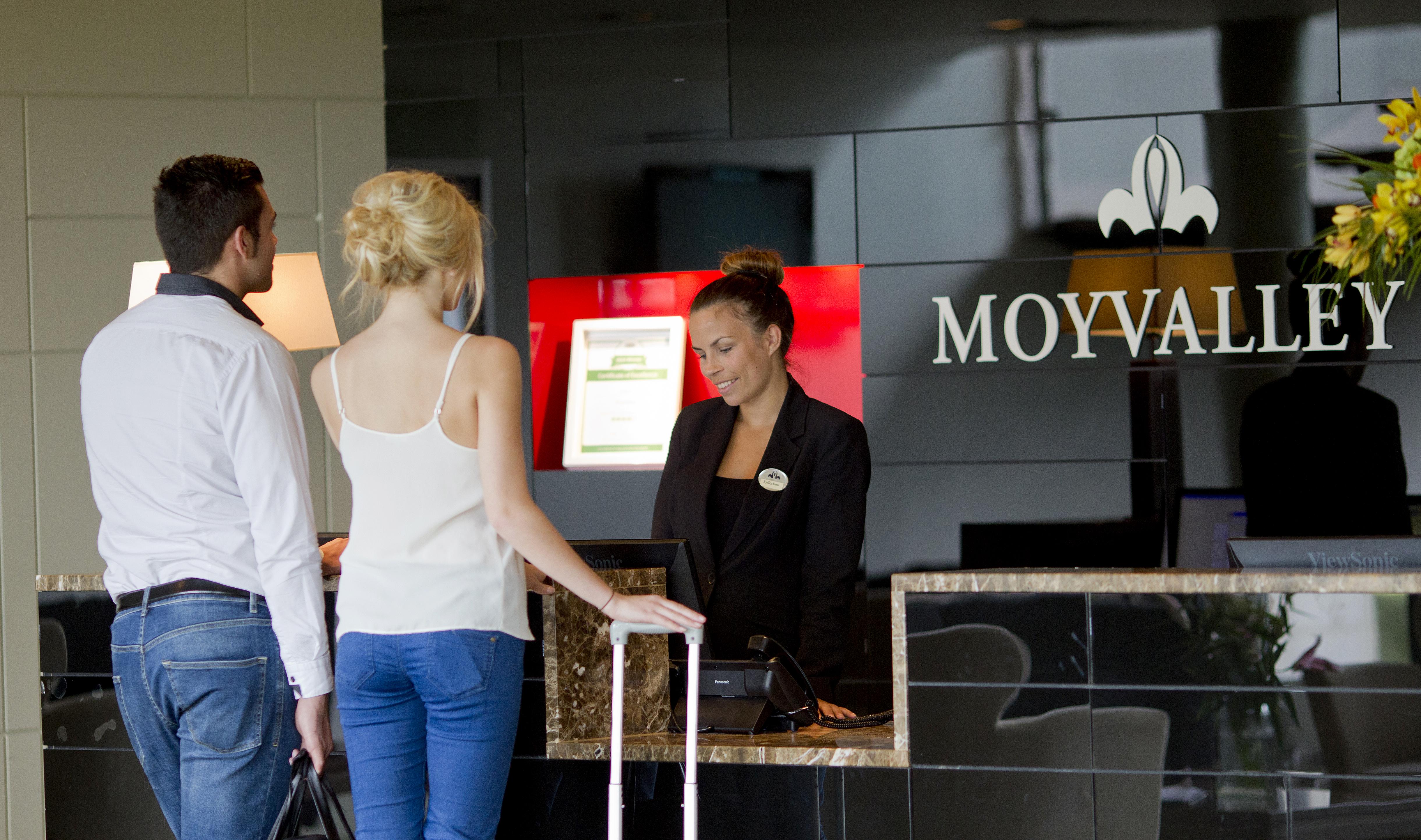 Moyvalley Hotel & Golf Resort Buitenkant foto