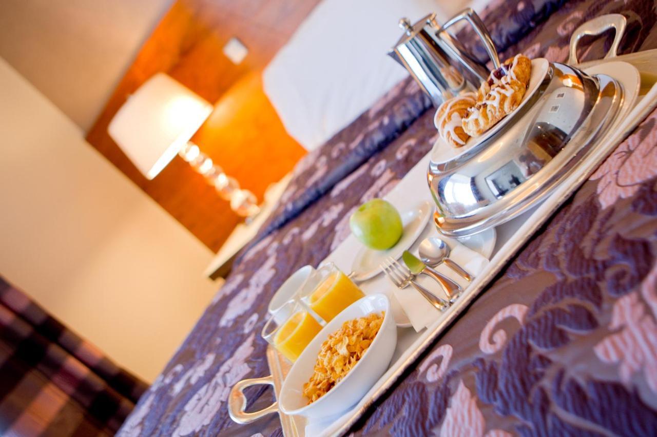 Moyvalley Hotel & Golf Resort Buitenkant foto